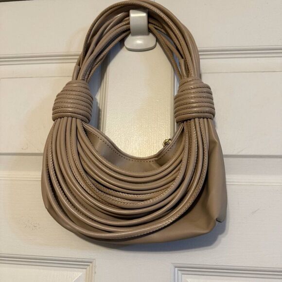 Chic Beige Small String Bag – Unbranded Leather-Like Compact Purse - Picture 3 of 3